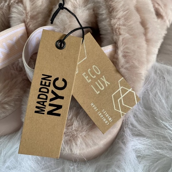 NEW Madden NYC Pink Faux Fur Crossband Platform Slipper 6 Sandals Elastic Band - Picture 3 of 7